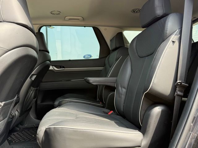 Used 2024 Hyundai Palisade SEL w/ Premium Package FWD image 17