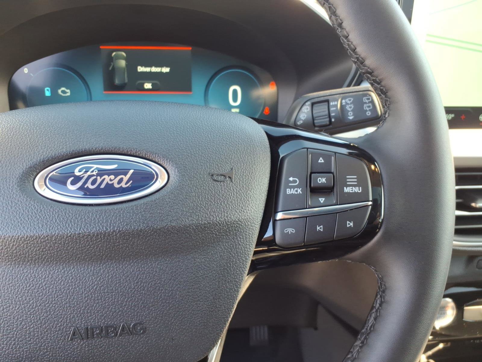 Certified 2026 Ford Escape Platinum w/ Premium Technology Package AWD/4WD image 18
