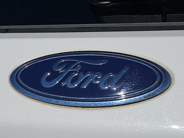 Certified 2023 Ford Explorer XLT w/ Equipment Group 202A image 34