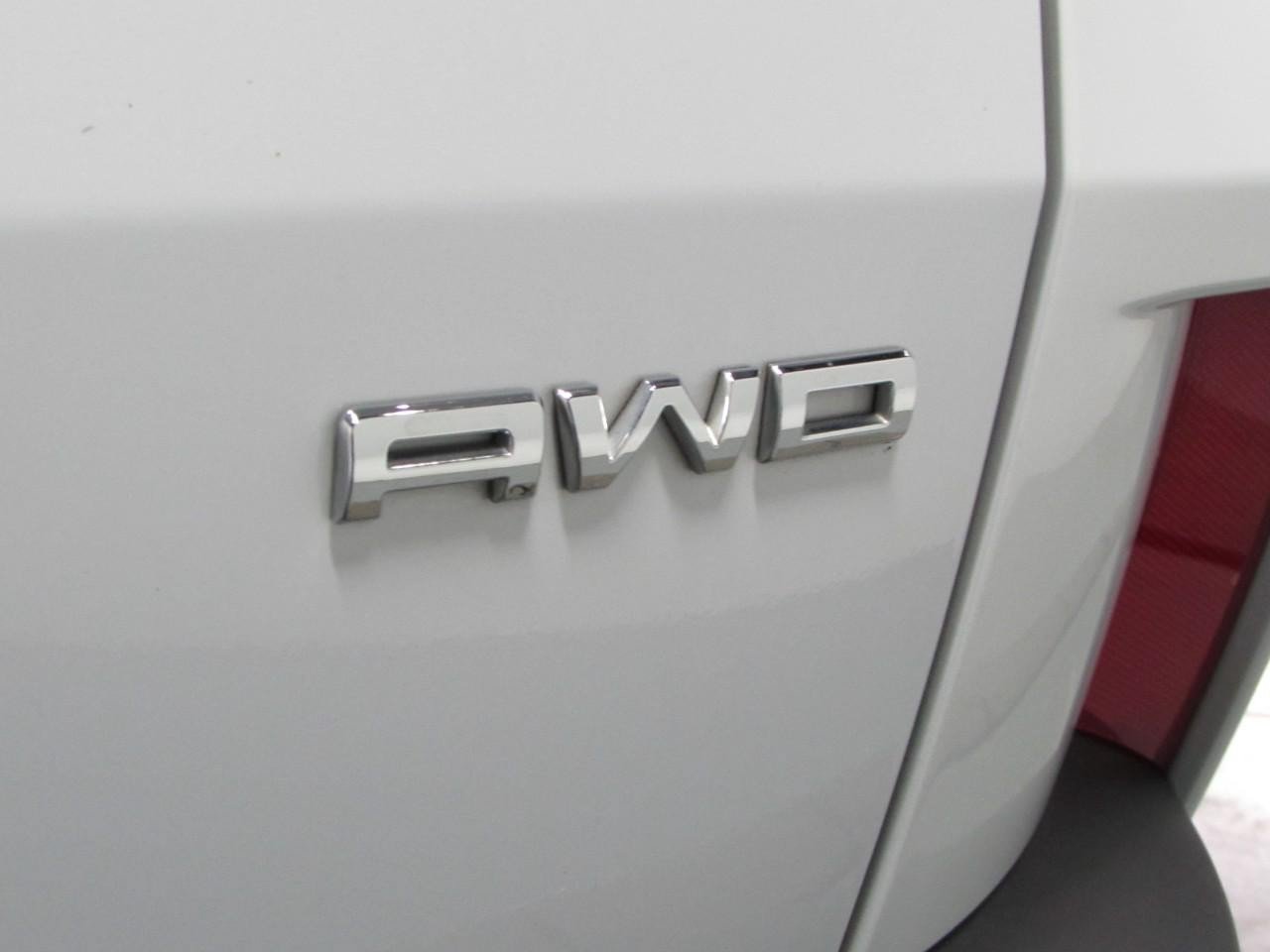 Certified 2025 Ford Escape ST-Line Select AWD/4WD image 36