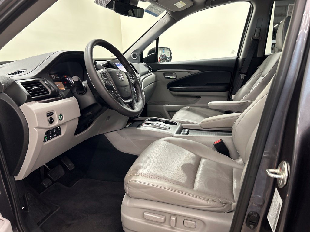 Used 2023 Honda Ridgeline RTL-E image 10