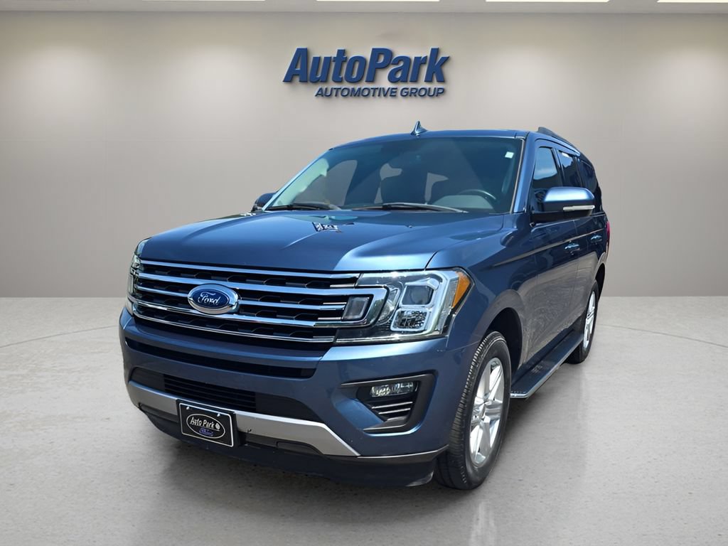 Certified 2018 Ford Expedition XLT w/ Equipment Group 202A RWD image 3