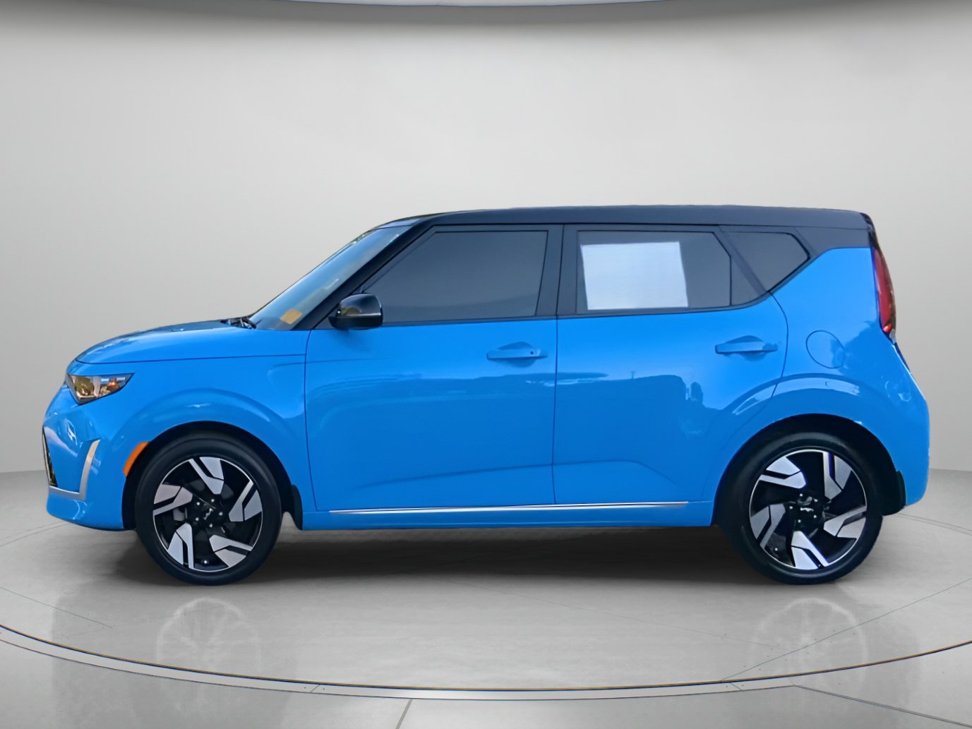 Used 2024 Kia Soul GT-Line FWD image 16
