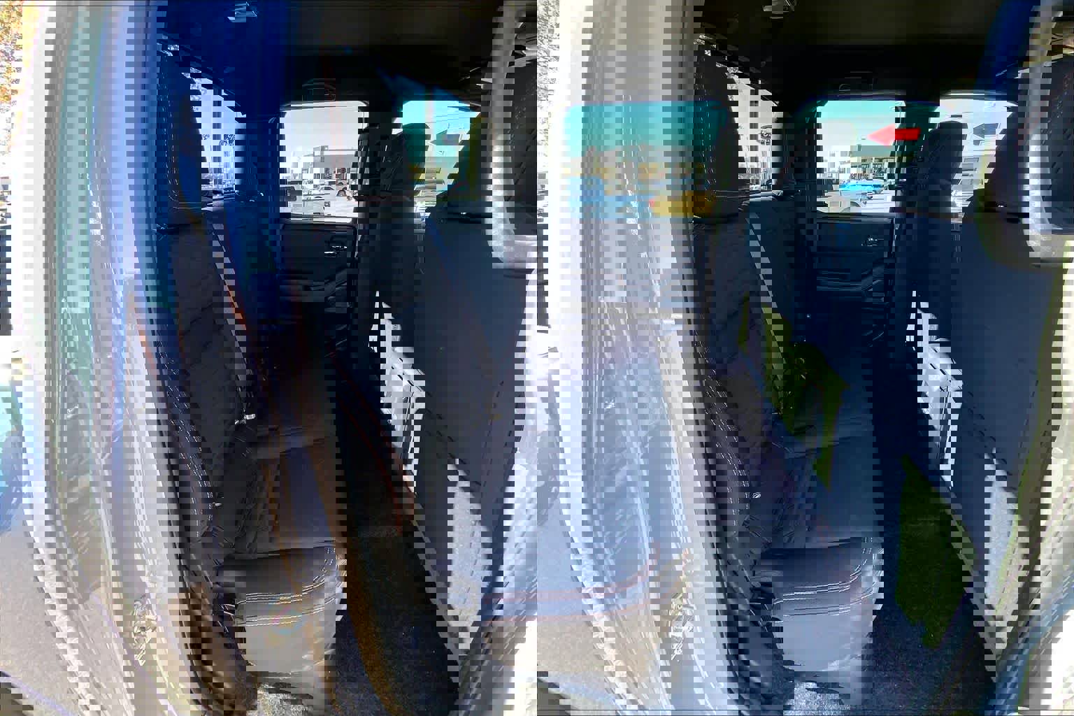 Used 2023 Nissan Frontier Pro-X w/ Tow Package image 19