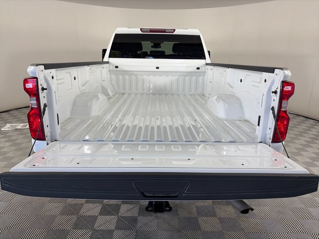 Used 2024 Chevrolet Silverado 3500 LT AWD/4WD image 25
