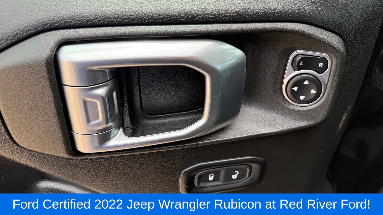 Used 2022 Jeep Wrangler Unlimited Rubicon w/ Cold Weather Group AWD/4WD image 14