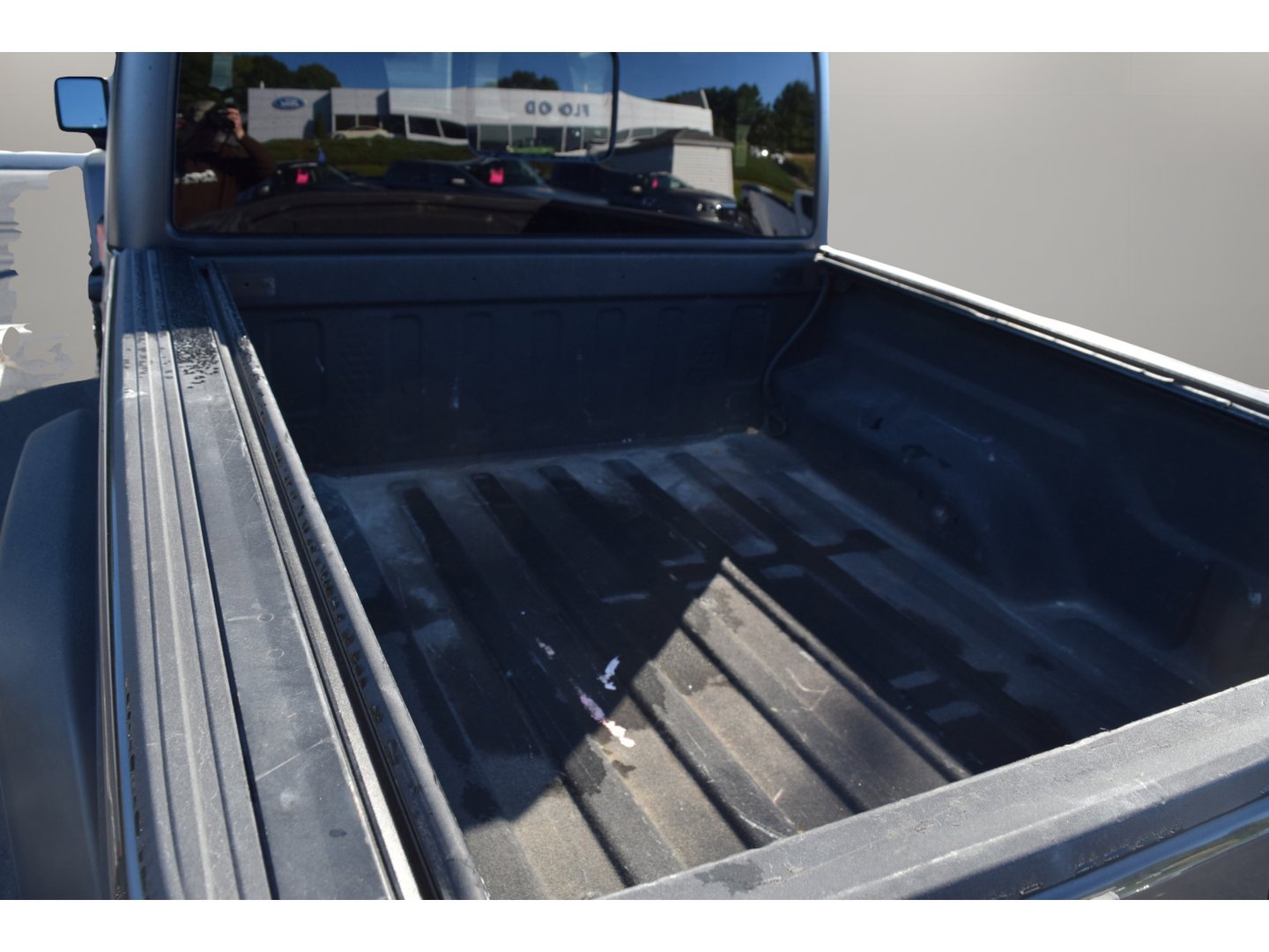 Used 2022 Jeep Gladiator Mojave w/ Cold Weather Group image 5