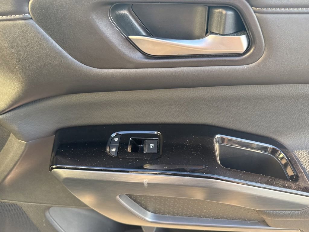 Used 2024 Nissan Pathfinder SL w/ SL Premium Package image 35