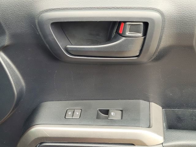 Used 2019 Toyota Tacoma SR5 image 9