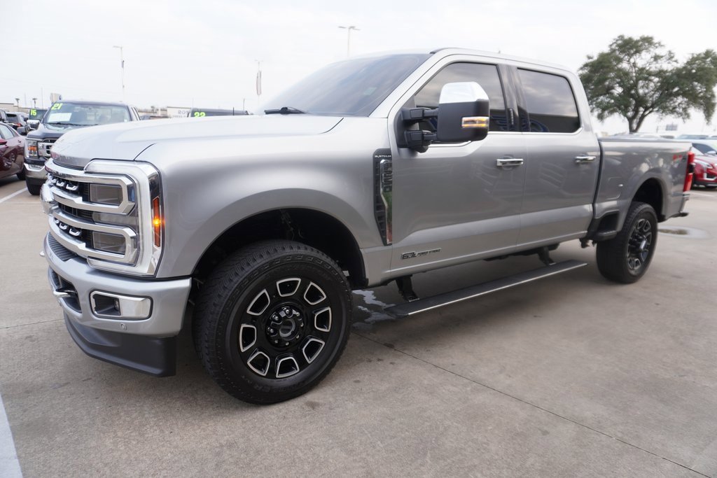 Certified 2024 Ford F250 Platinum image 3
