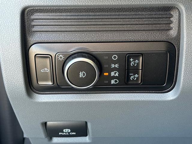 Certified 2025 Ford F250 XL w/ STX Appearance Package image 20