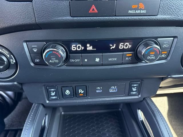 Used 2022 Nissan Frontier PRO-4X w/ Pro-4X Premium Package AWD/4WD image 32