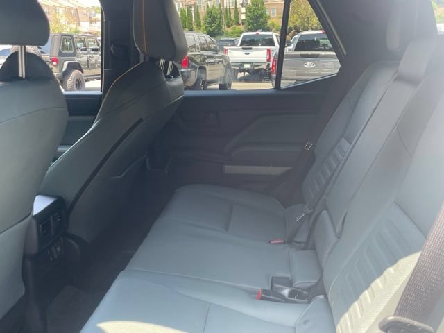 Used 2025 Toyota 4Runner Trailhunter AWD/4WD image 12