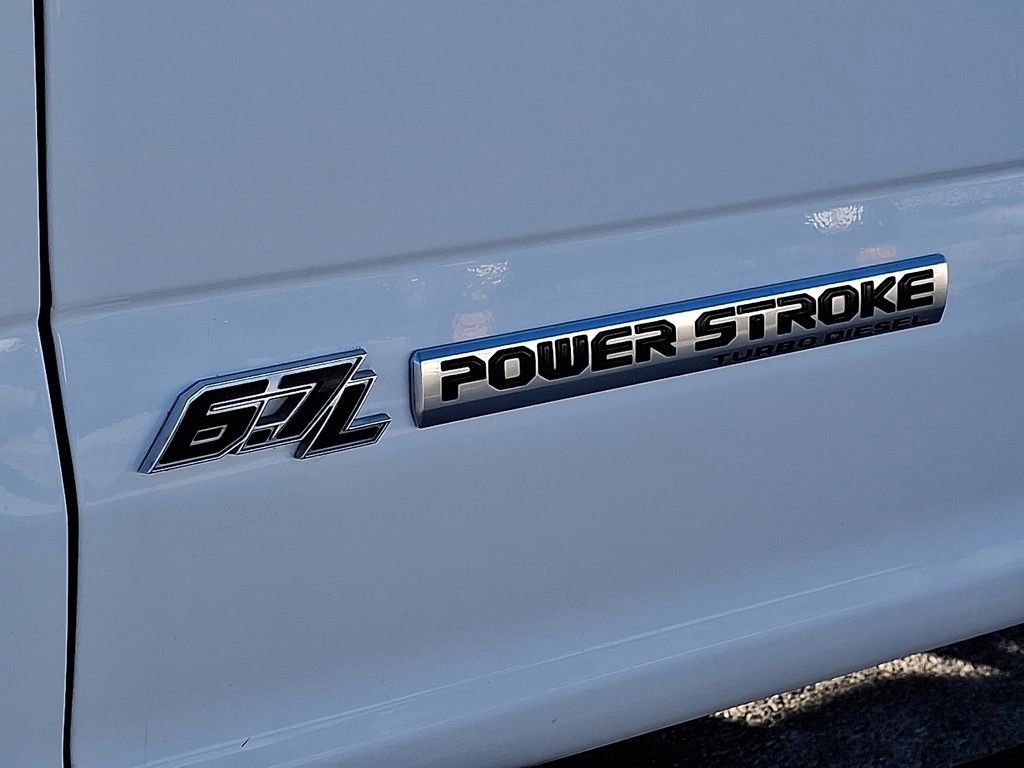 Certified 2021 Ford F350 Lariat w/ Lariat Value Package image 31