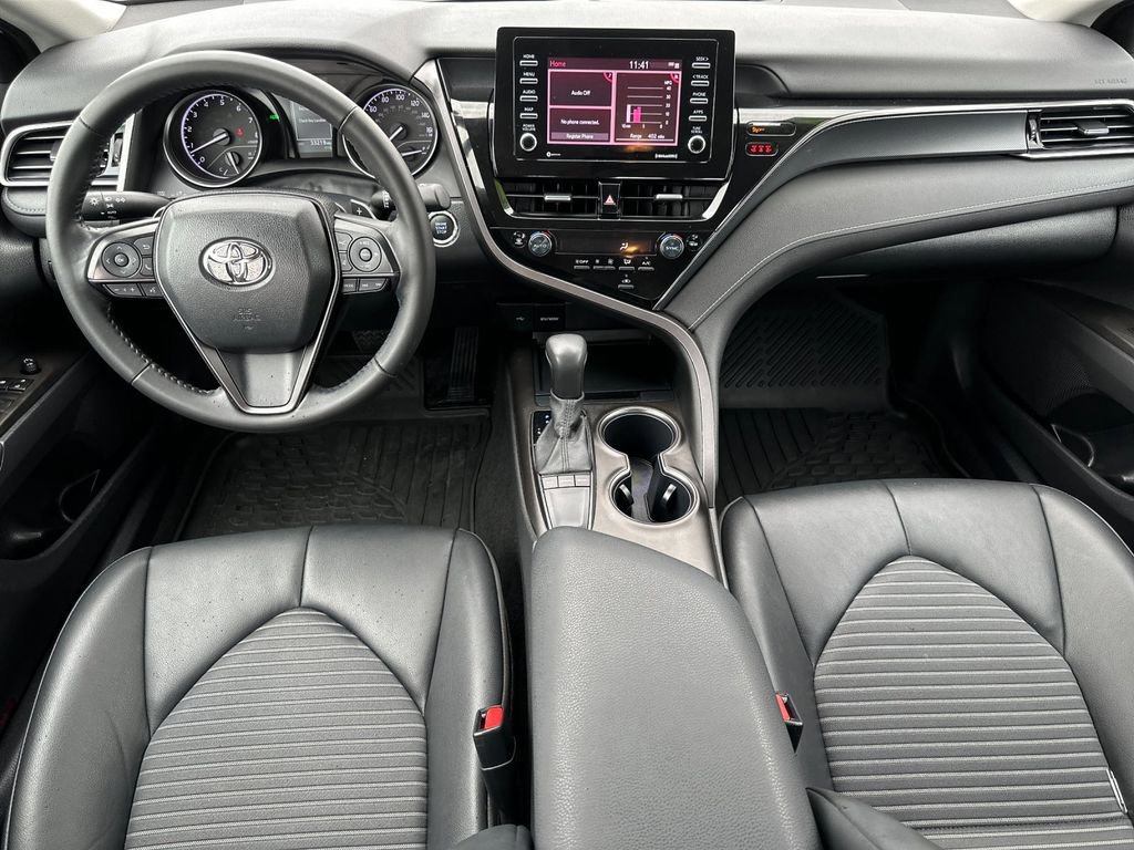 Used 2023 Toyota Camry SE w/ Convenience Package image 12
