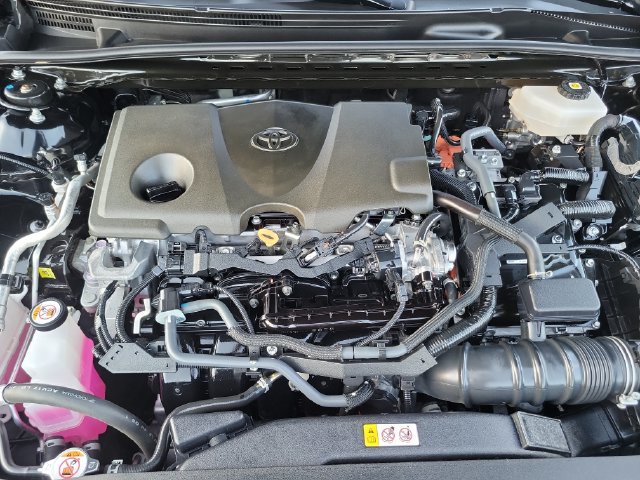 Used 2025 Toyota Camry SE FWD image 27