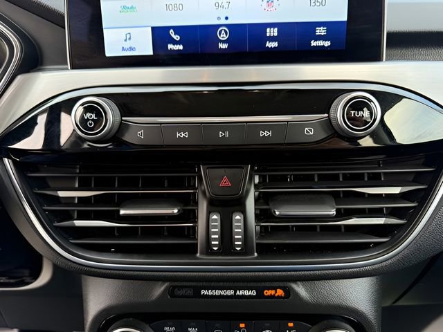 Certified 2022 Ford Escape Titanium w/ Class II Trailer Tow Package image 29