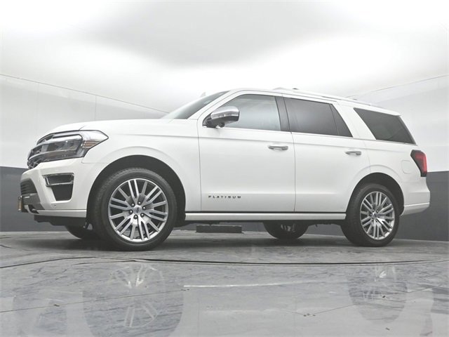 Certified 2022 Ford Expedition Platinum image 6