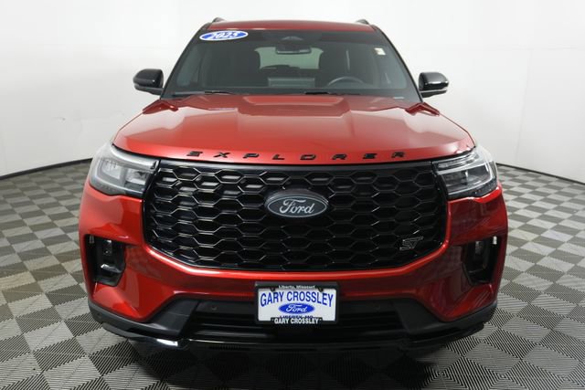 Certified 2025 Ford Explorer ST image 8