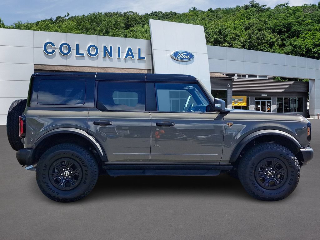 Certified 2025 Ford Bronco Badlands AWD/4WD image 4