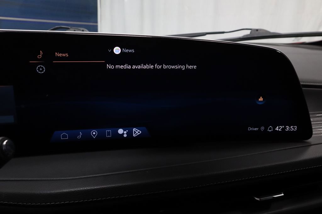 Used 2024 Cadillac XT4 Premium Luxury image 12