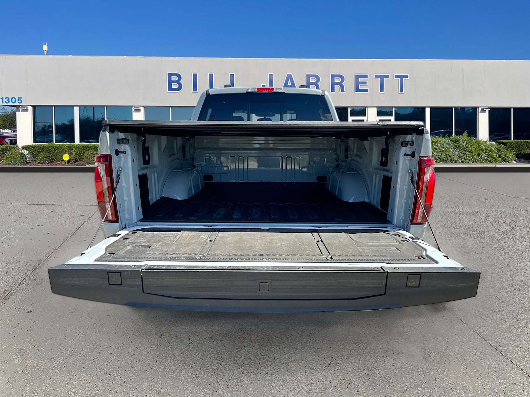 Certified 2024 Ford F150 Lariat w/ Bed Utility Package image 26