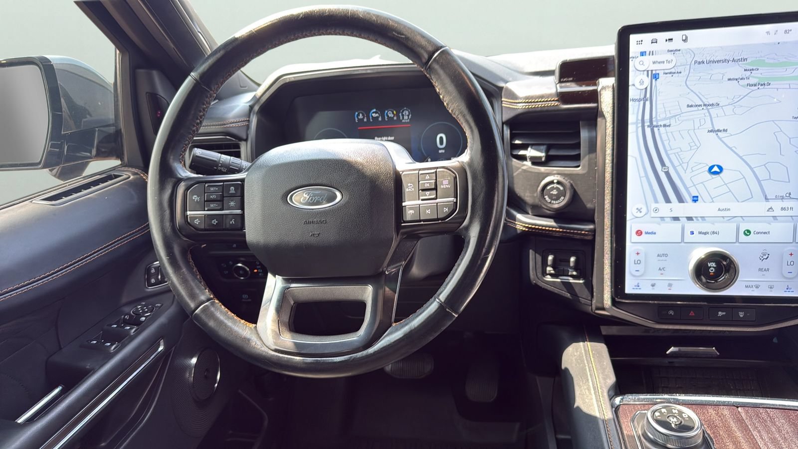 Certified 2023 Ford Expedition Platinum RWD image 12