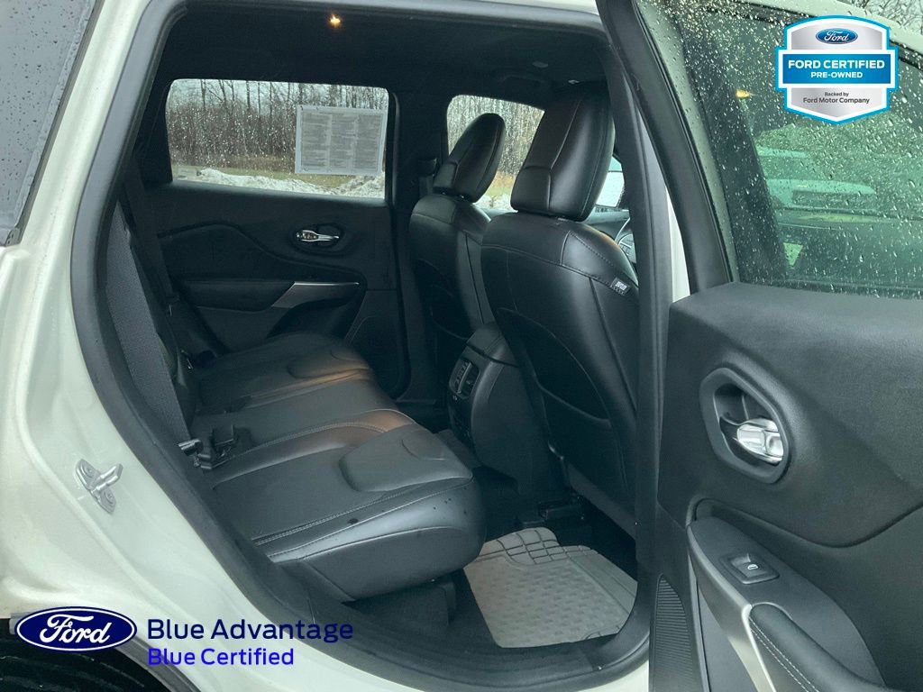 Used 2019 Jeep Cherokee High Altitude AWD/4WD image 17
