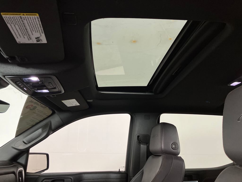 Used 2021 GMC Sierra 1500 AT4 w/ Technology Package image 35