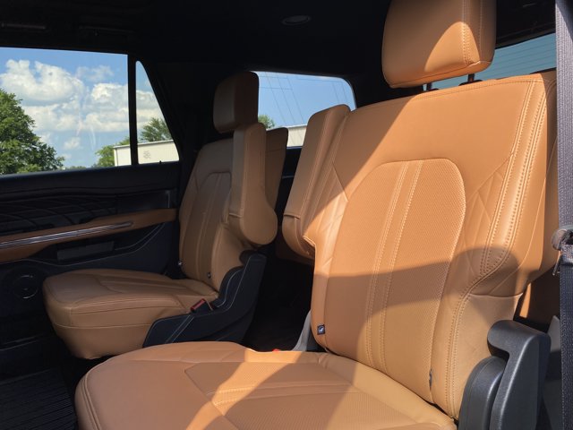 Certified 2022 Ford Expedition Platinum AWD/4WD image 7