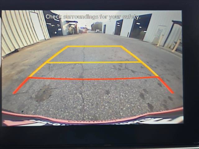 Used 2023 Hyundai Venue SEL FWD image 13