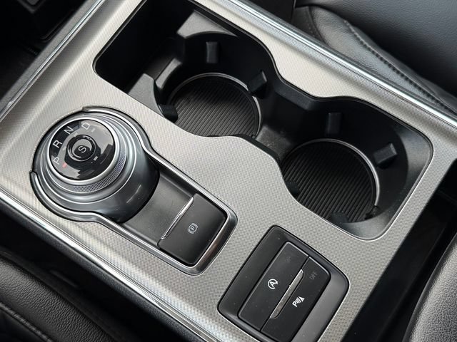 Certified 2024 Ford Edge Titanium AWD/4WD image 15