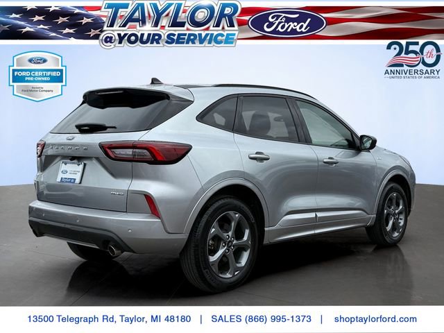 Certified 2023 Ford Escape ST-Line w/ Tech Pack #1 AWD/4WD image 3