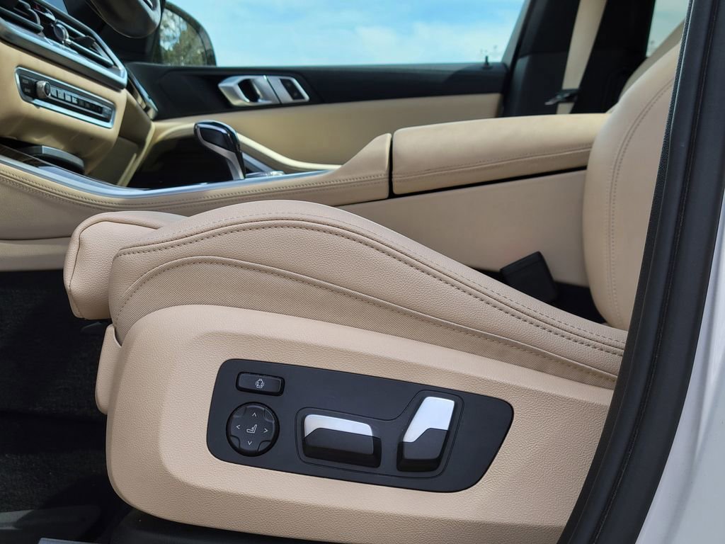 Used 2020 BMW X5 xDrive40i w/ Premium Package image 25