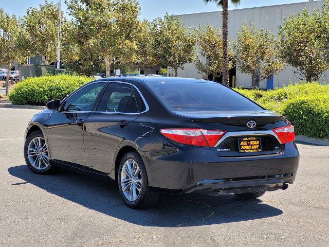 Used 2017 Toyota Camry SE FWD image 6
