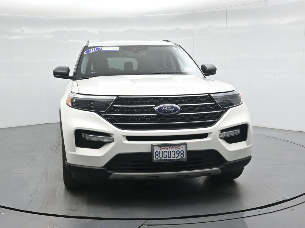 Certified 2020 Ford Explorer XLT w/ Equipment Group 202A image 30