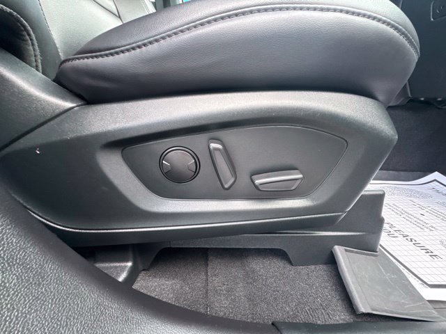 Certified 2023 Ford Explorer XLT w/ Equipment Group 202A AWD/4WD image 12