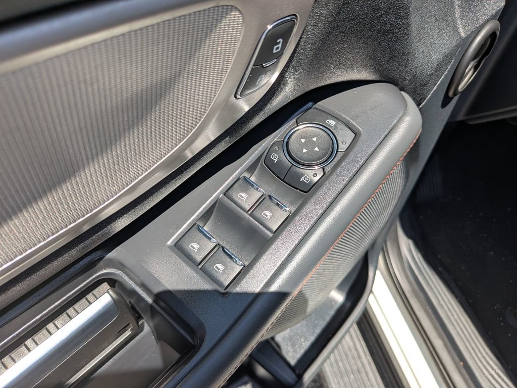 Certified 2025 Ford Expedition Active AWD/4WD image 16