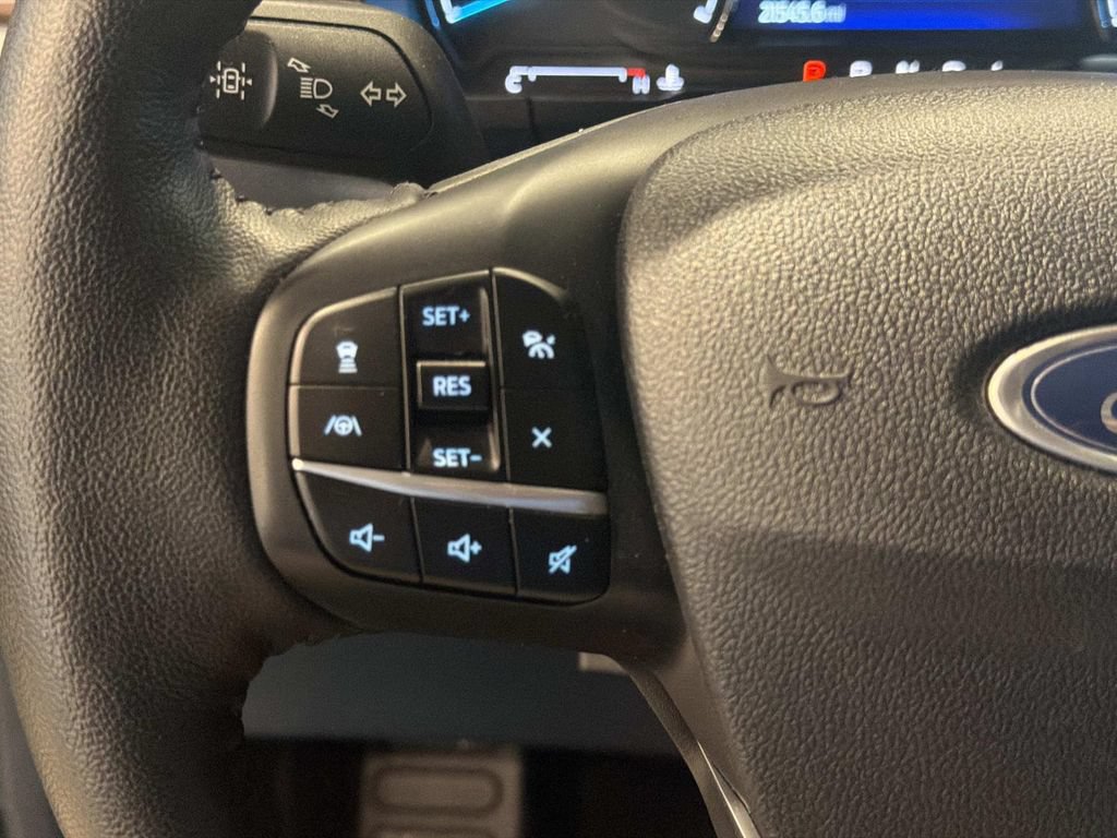 Certified 2022 Ford Maverick Lariat w/ Lariat Luxury Package FWD image 26
