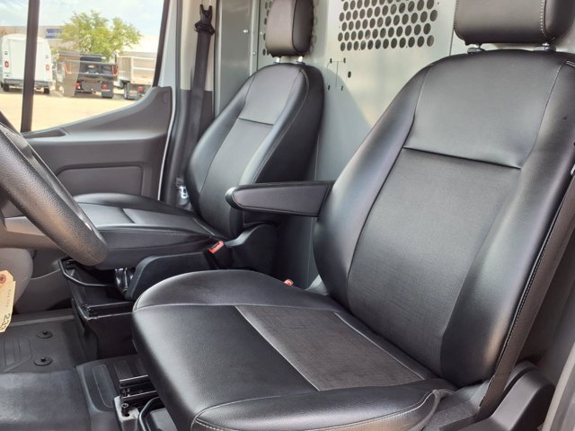 Certified 2022 Ford Transit 250 Medium Roof RWD image 3