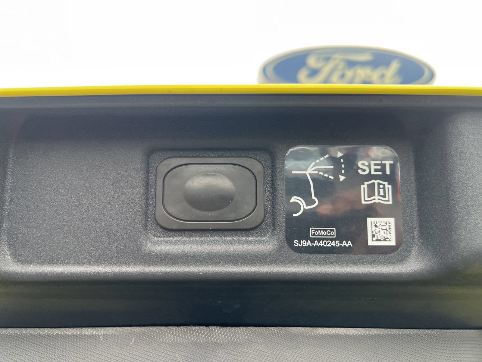Certified 2025 Ford Mustang Mach-E Premium AWD/4WD image 54