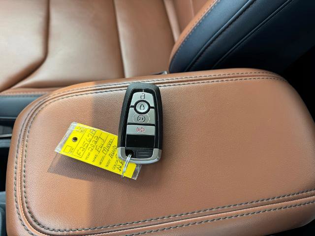 Certified 2022 Ford Maverick Lariat w/ Lariat Luxury Package image 18