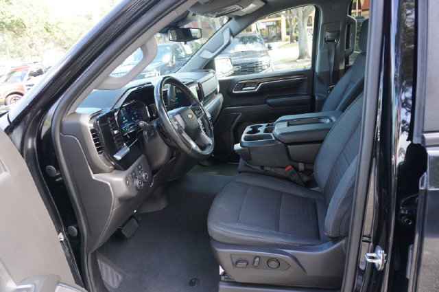 Used 2024 Chevrolet Silverado 1500 LT AWD/4WD image 25