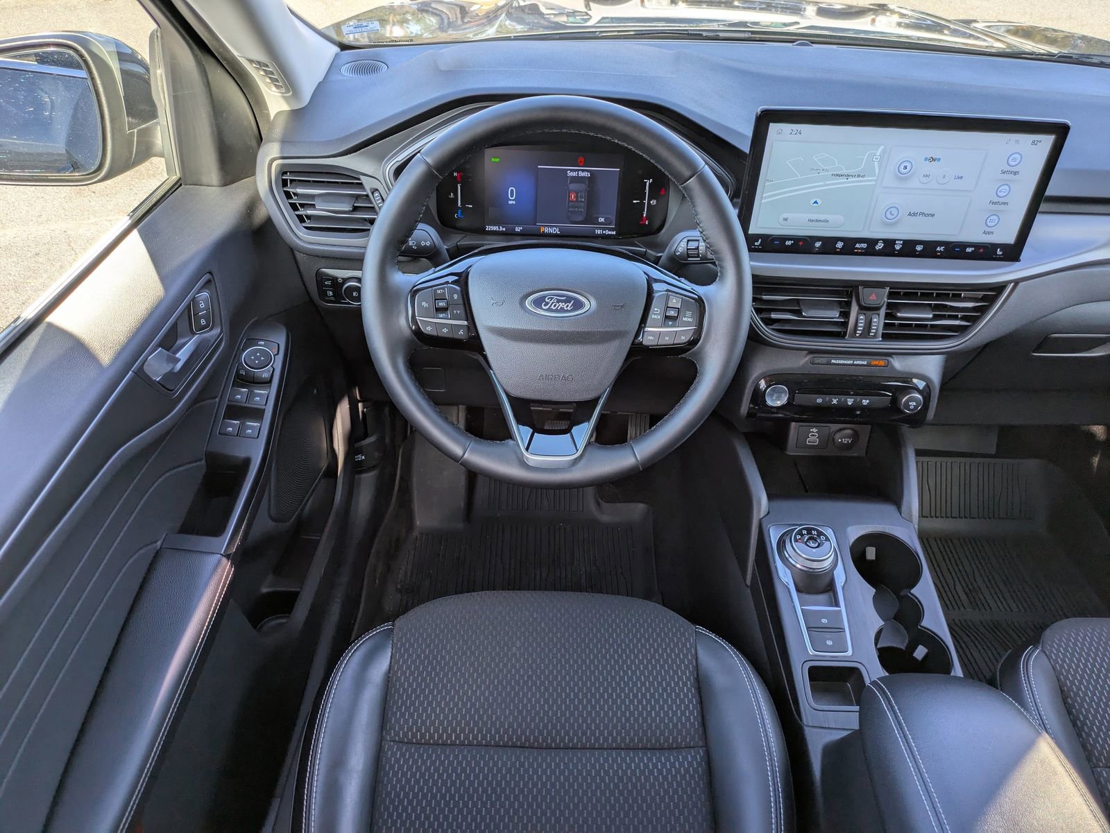 Certified 2025 Ford Escape SE FWD image 15