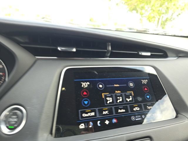 Used 2023 Cadillac XT4 Premium Luxury image 11