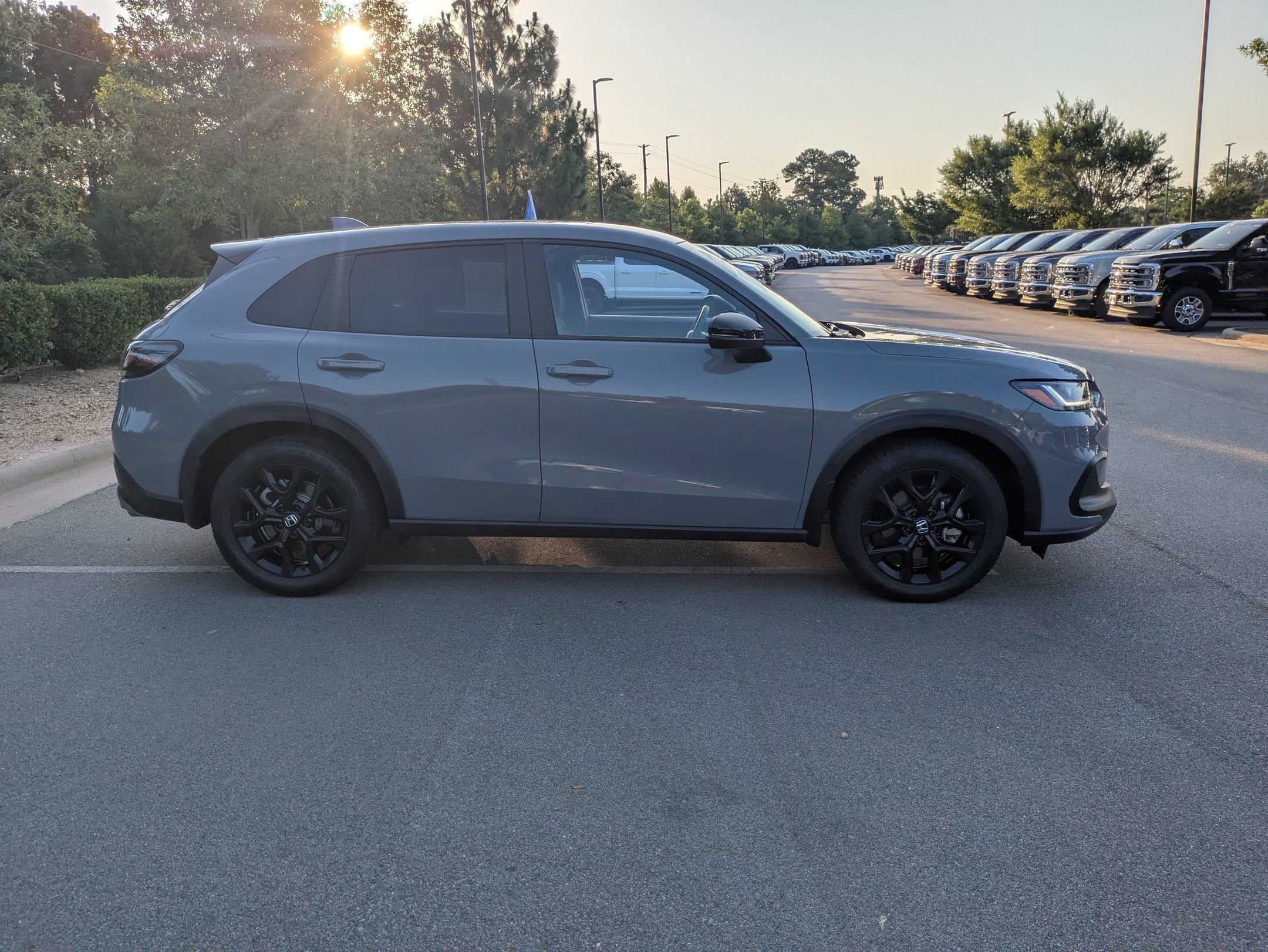 Used 2024 Honda HR-V Sport image 3