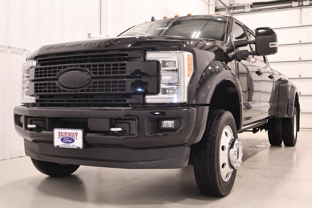 Certified 2019 Ford F450 Platinum w/ Platinum Ultimate Package AWD/4WD image 6