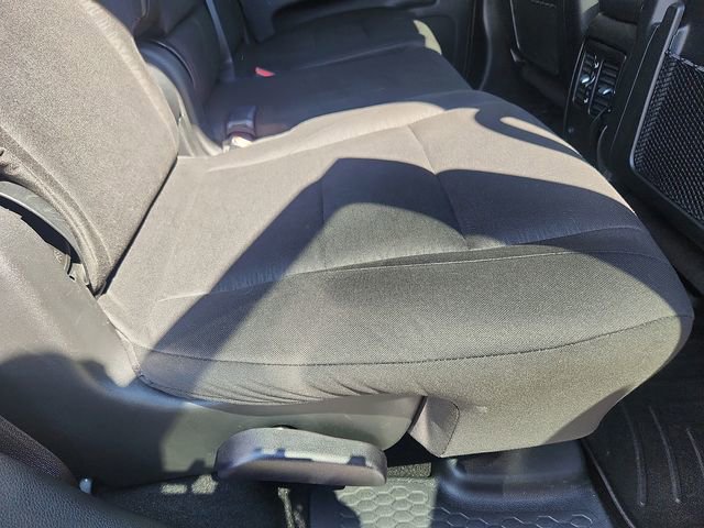 Used 2023 Dodge Durango SXT w/ SXT Blacktop Group AWD/4WD image 31