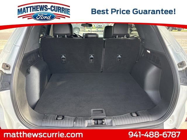 Certified 2020 Ford Escape Titanium FWD image 13