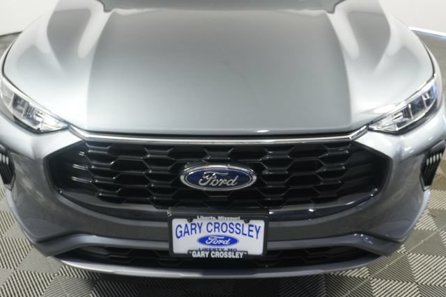 Certified 2024 Ford Escape ST-Line w/ Tech Pack #1 AWD/4WD image 9